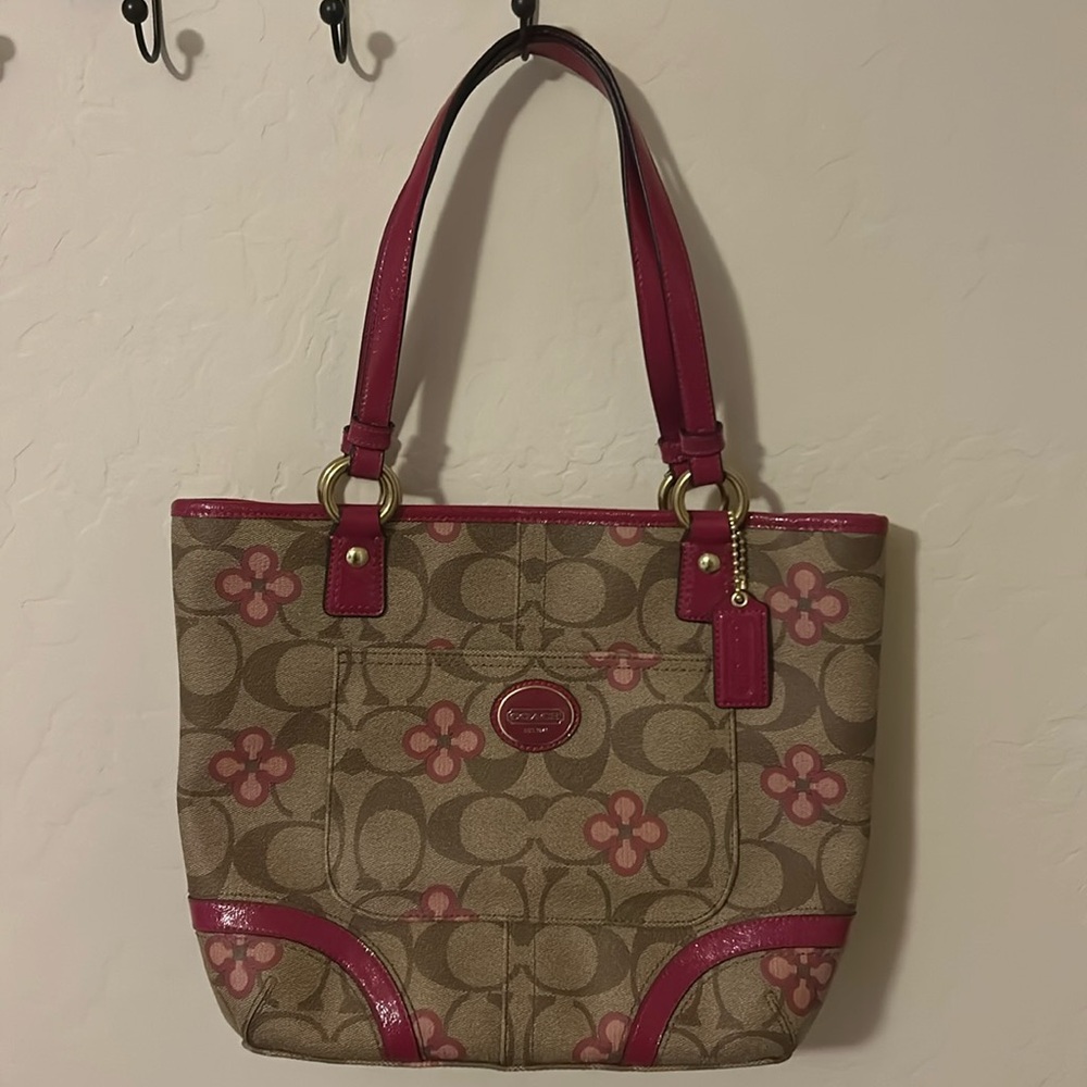 Coach bag in excellent condition